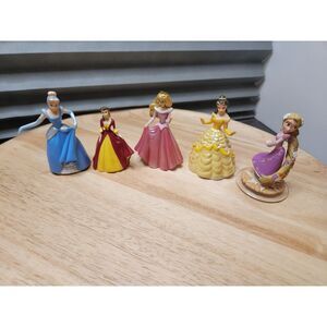 Disney Princess Figurines – Lot of 5 Collectible Figures
